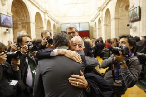 Amat afirma que acaban 38 años de 