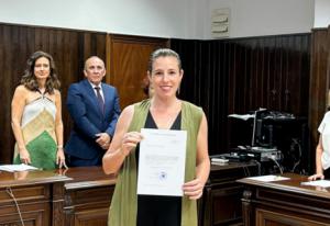 Rocío de Meer (VOX) recoge su credencial como diputada en el Congreso
 