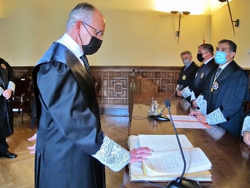 Columna toma posesión como Presidente de la Audiencia Provincial de Almería