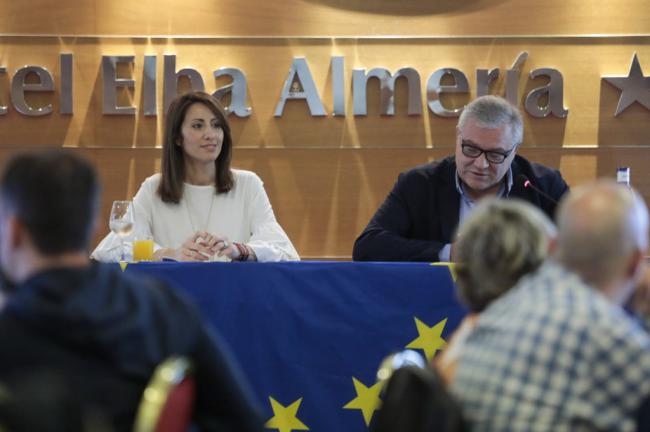 Diputación y Junta reúnen a dinamizadores Guadalinfo de Almería en la jornada ‘Transferencia de conocimiento’