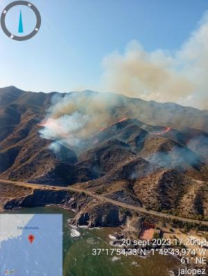 Un incendio forestal arrasa el paraje 'Barranco del tonto' en Cuevas del Almanzora