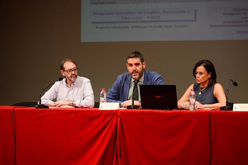 Ayuntamiento destaca la formación como salida a víctimas de violencia de género