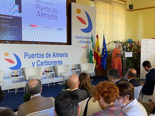 RETE destaca en Almería la generación de riqueza de las ciudades portuarias