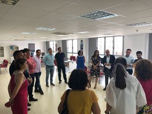 Lina Gálvez entrega a cuatro emprendedores andaluces sus nuevos alojamientos empresariales en el CADE de Almería