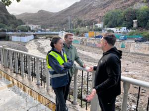 La delegada del Gobierno visita El Ejido tras la DANA