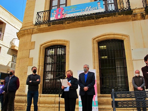 8M en Vera