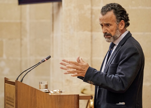 Inmigrantes irregulares llegan a Almería en taxi desde Granada