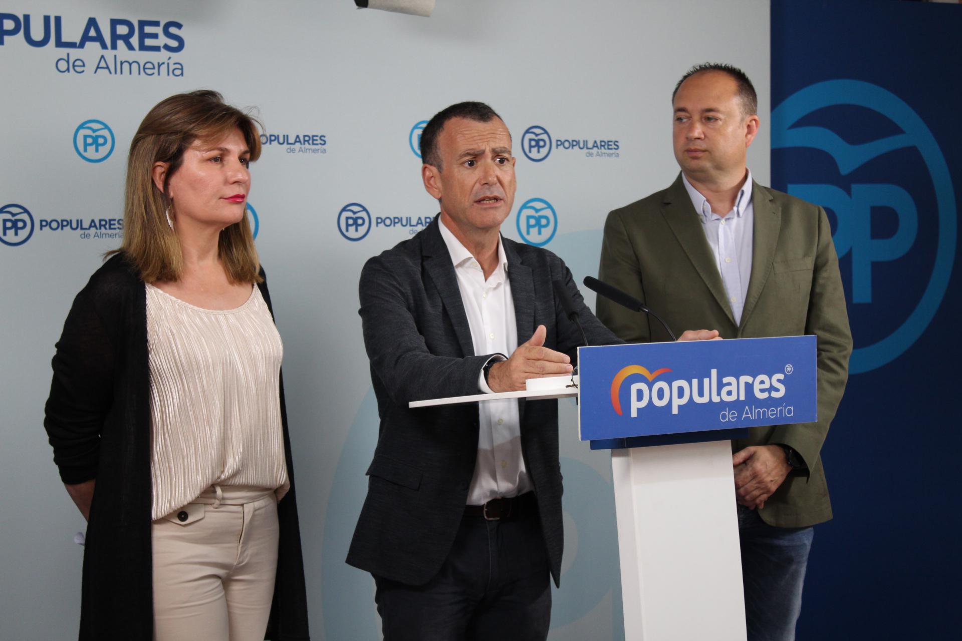 El PSOE en la Junta hizo 250 modificaciones presupuestarias sin informes legales