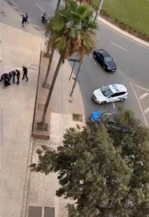 Detenido tras una persecución policial tras asaltar una peluquería