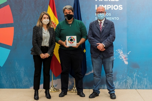 La Asociación El árbol de las piruletas recibe el Premio Salvamento Marítimo.