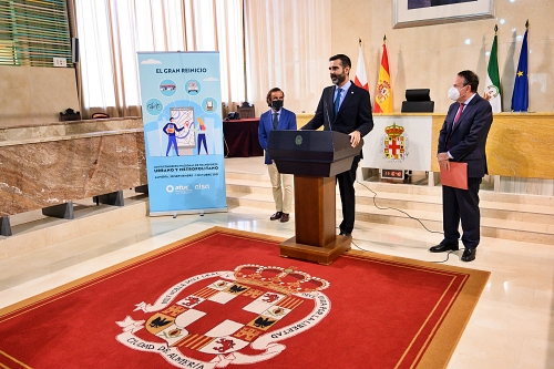 Almería acoge el XXVII Congreso Nacional de Transporte Urbano y Metropolitano