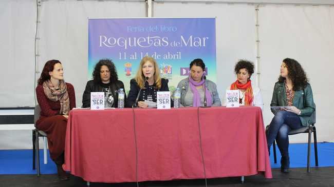 La Feria del Libro de Roquetas arranca con el pregón de Inocencio Arias