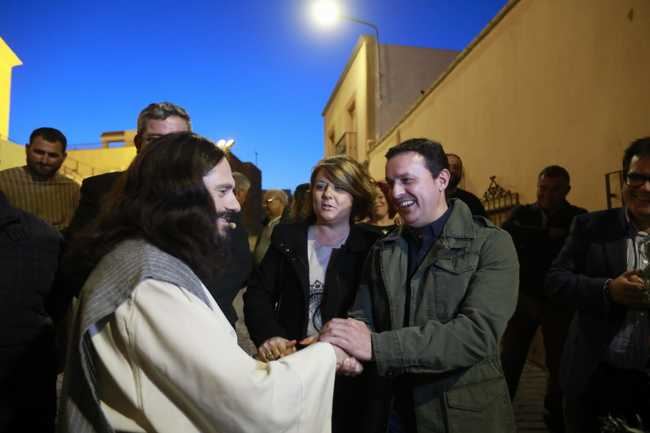 Miles de personas asisten a la Representación Viviente de la Pasión de Gádor