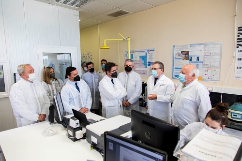 Visita a Laboratorios Durbán con el consejero Aguirre