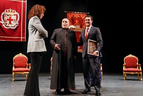 Ramón Garrido exalta los valores cofrades de Almería en un poético pregón de Semana Santa