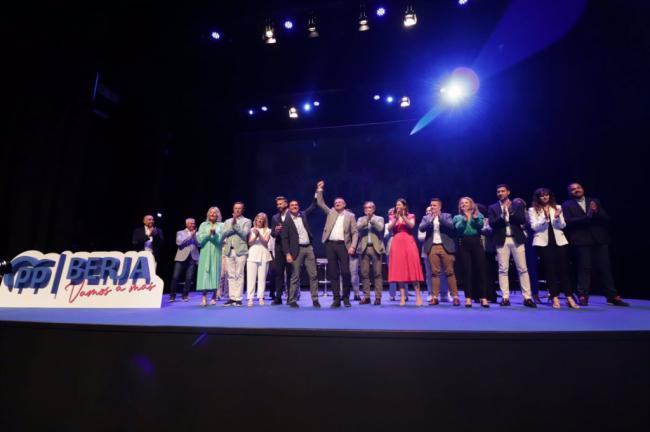 El PP presenta su candidatura para 'seguir transformando' Berja
