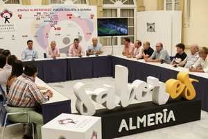 La provincia de Almería recorrerá el mundo con ‘La Vuelta 2018’