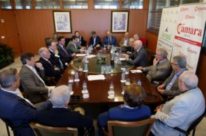 El economista Lacalle afirma que "El sector de frutas y hortalizas almeriense ha sido devastado con la subida de impuestos de enero"