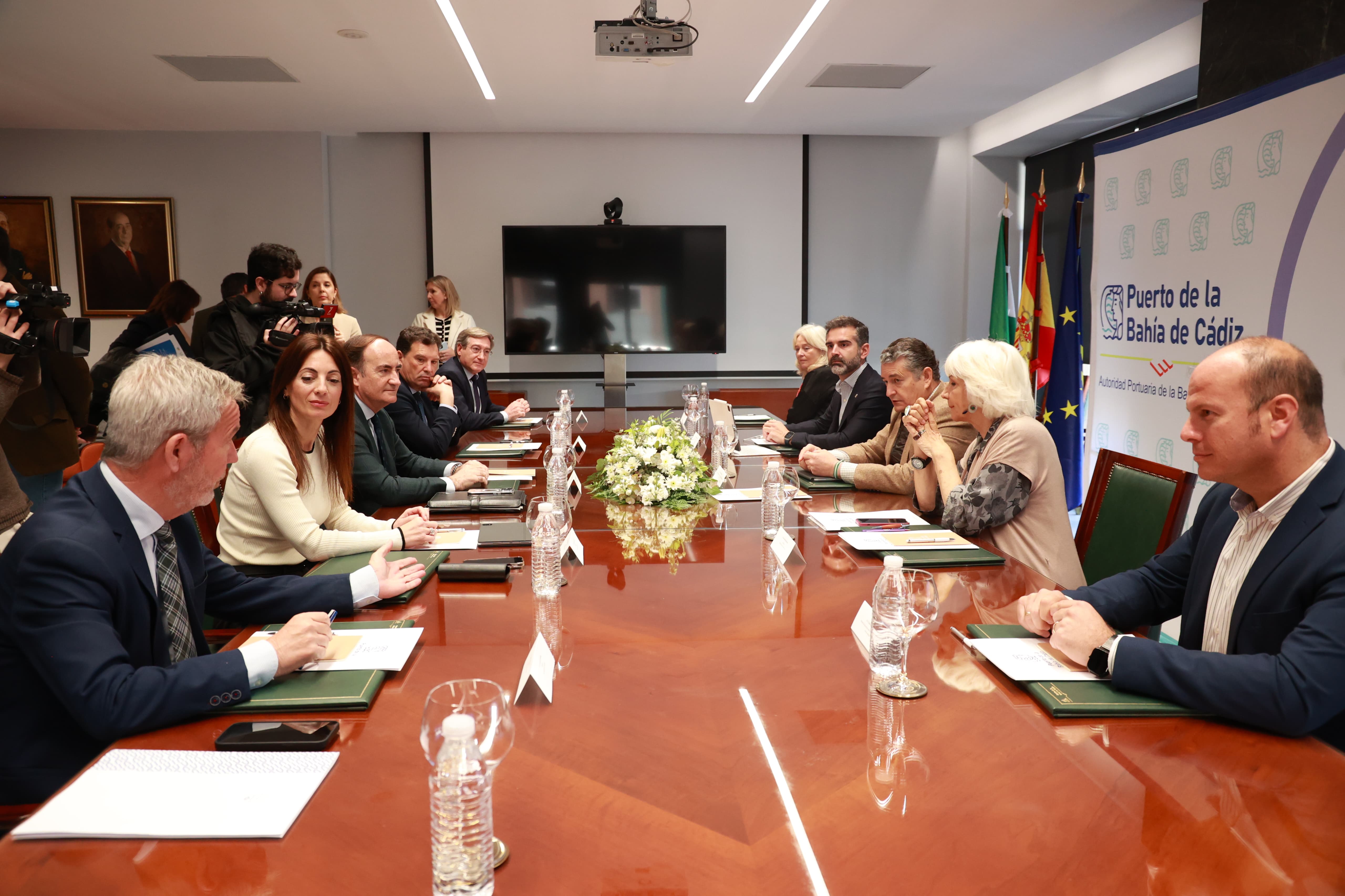 La APA traslada al Gobierno andaluz su estrategia en sostenibilidad