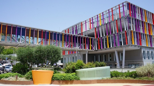 Cosentino reviste la fachada del nuevo SJD Pediatric Cancer Center Barcelona