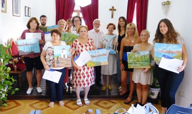 Mujeres de Canjáyar se forman en pintura a través del Taller Carmen de Burgos de Diputación