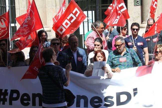 UGT y CCOO protestan por las pensiones