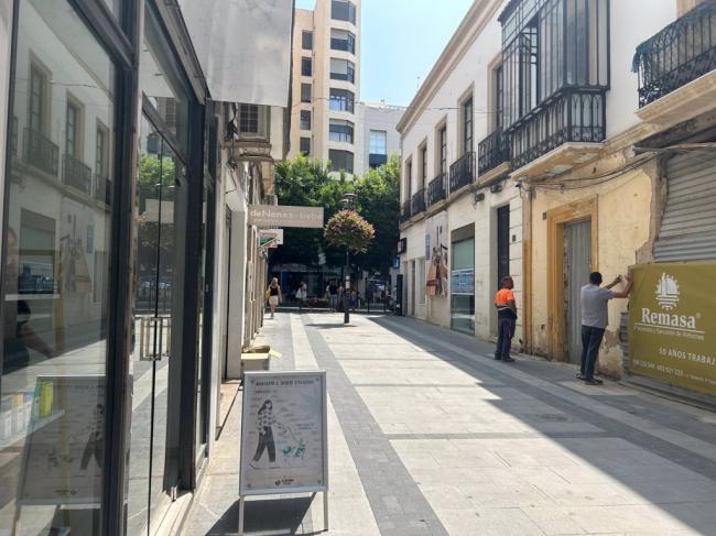 Vox reclama la instalación de toldos contra el calor en la capital