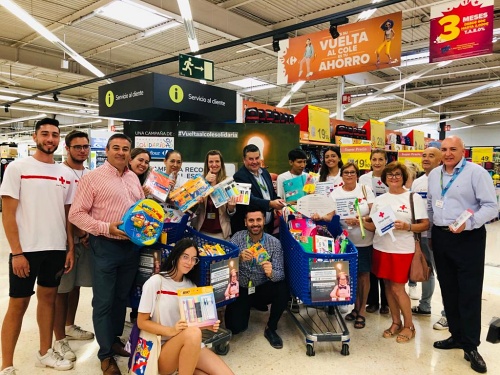 Carrefour y Cruz Roja promueven la ‘Vuelta al Cole Solidaria 2022’