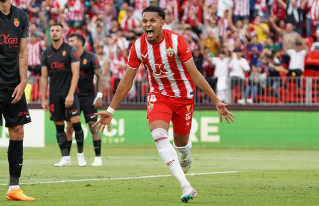 3-1 Lázaro Vinicius lidera la goleada del Almería al Mallorca y acerca la permanencia
 
