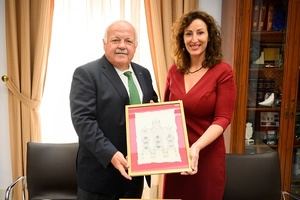 La alcaldesa recibe al presidente del Parlamento andaluz