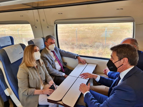Marifrán Carazo pide un pacto por el ferrocarril