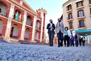 Diputación y Berja revitalizan el casco histórico con la reforma de la Plaza de la Constitución