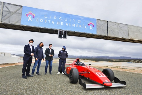 Fittipaldi prepara la temporada de Fórmula 4 en el Circuito ‘Costa de Almería’