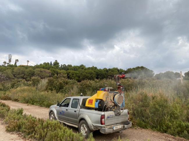 Tratamientos selectivos para eliminar larvas de mosquitos en Vera
