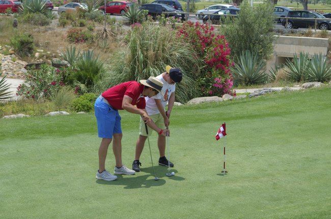 La solidaridad llega un año más al VII Torneo Benéfico Down Almería en Alborán Golf del Toyo.