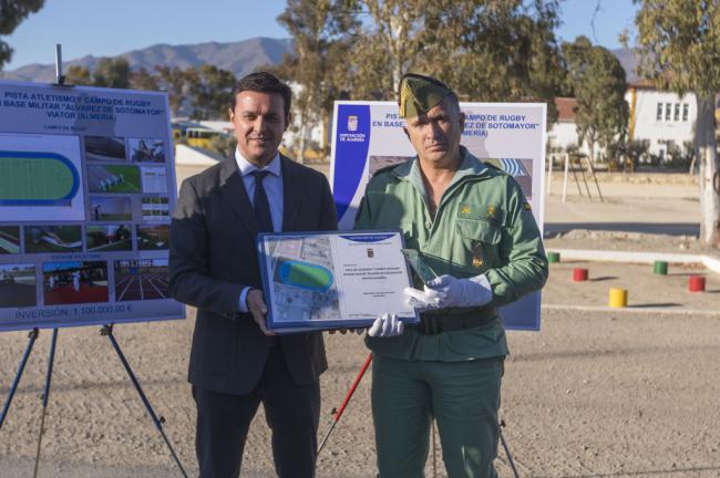 Diputación le construirá a la Legión una pista de atletismo y un campo de rugby
