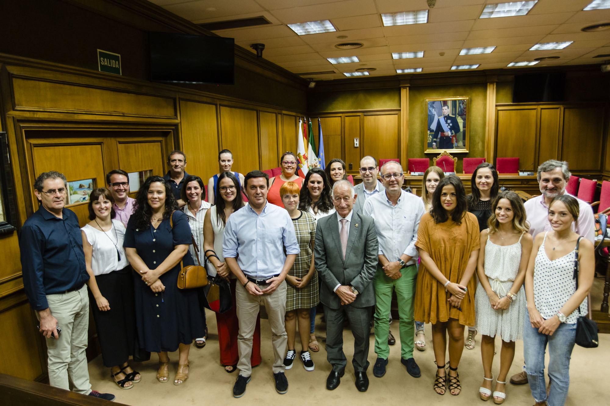 Incorporados 16 nuevos funcionarios en la Diputación