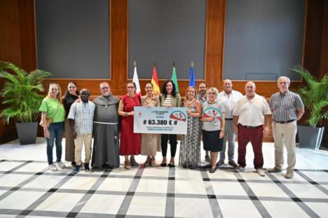 La recaudación de los abanicos solidarios de la Feria deja más de 63.000 euros para cuatro entidades sociales