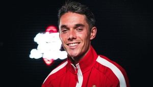 Arribas celebra su centenar de partidos con el Almería