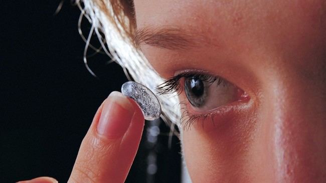 Aprobadas ayudas para la compra de lentillas y gafas hasta 2026