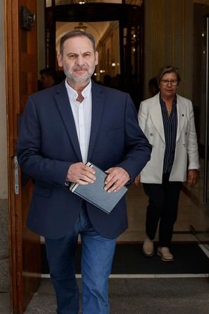 Ábalos presenta denuncia por falsedad contra auditoras de compra de mascarillas