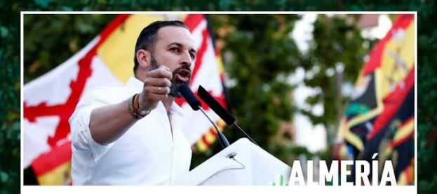 Abascal anuncia mitin de Almería con bandera “requeté” y sin candidato al Senado