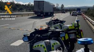 La Guardia Civil investiga a un conductor por un supuesto delito de conducción temeraria