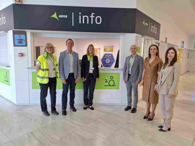 Almería incorpora un Punto Violeta en su aeropuerto para apoyar a víctimas de violencia de género