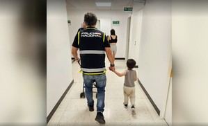 Secuestran a joven en Málaga tras permitir a su expareja ver a sus hijos