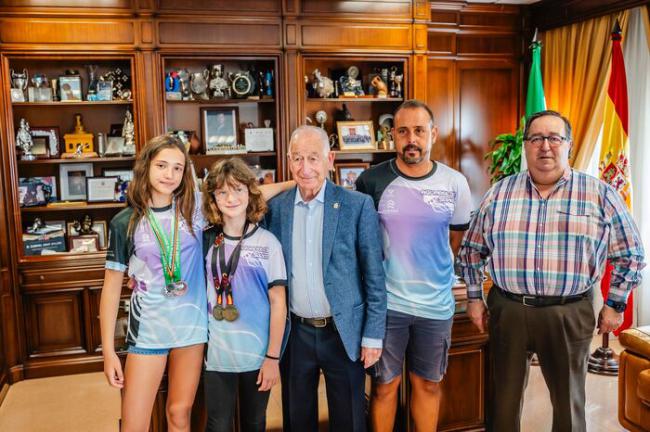 Roquetas de Mar felicita al Club de Natación Aguadulce Swim