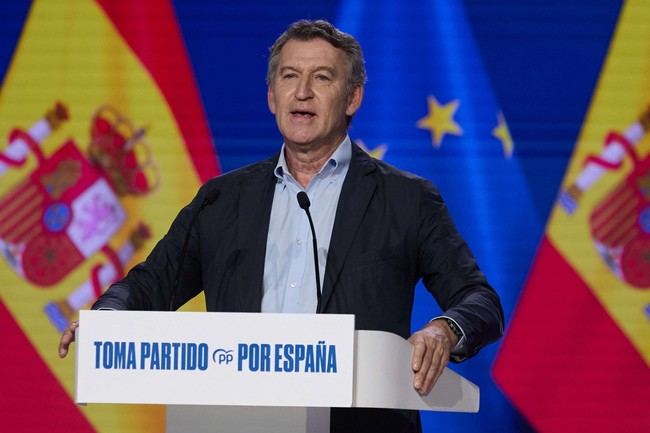 Feijóo activa al PP para las elecciones ante la crisis de Sánchez