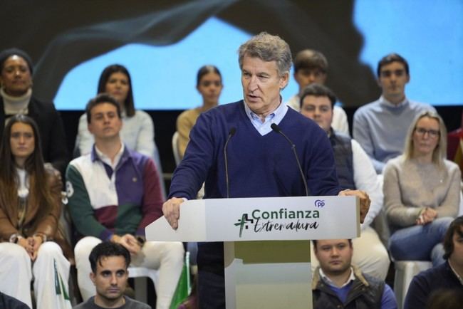 Feijóo critica a Sánchez por encubrir corrupción en el PSOE