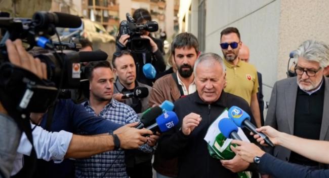 El alcalde de Fines es el primero en abandonar el Juzgado tras declarar por el Caso Mascarillas