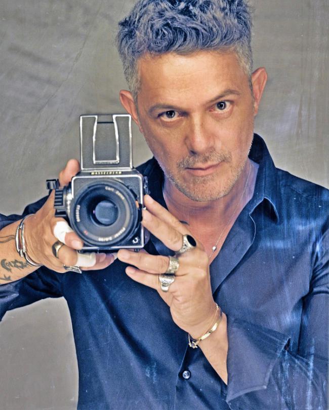 Alejandro Sanz actúa este jueves en la plaza de Toros de Roquetas